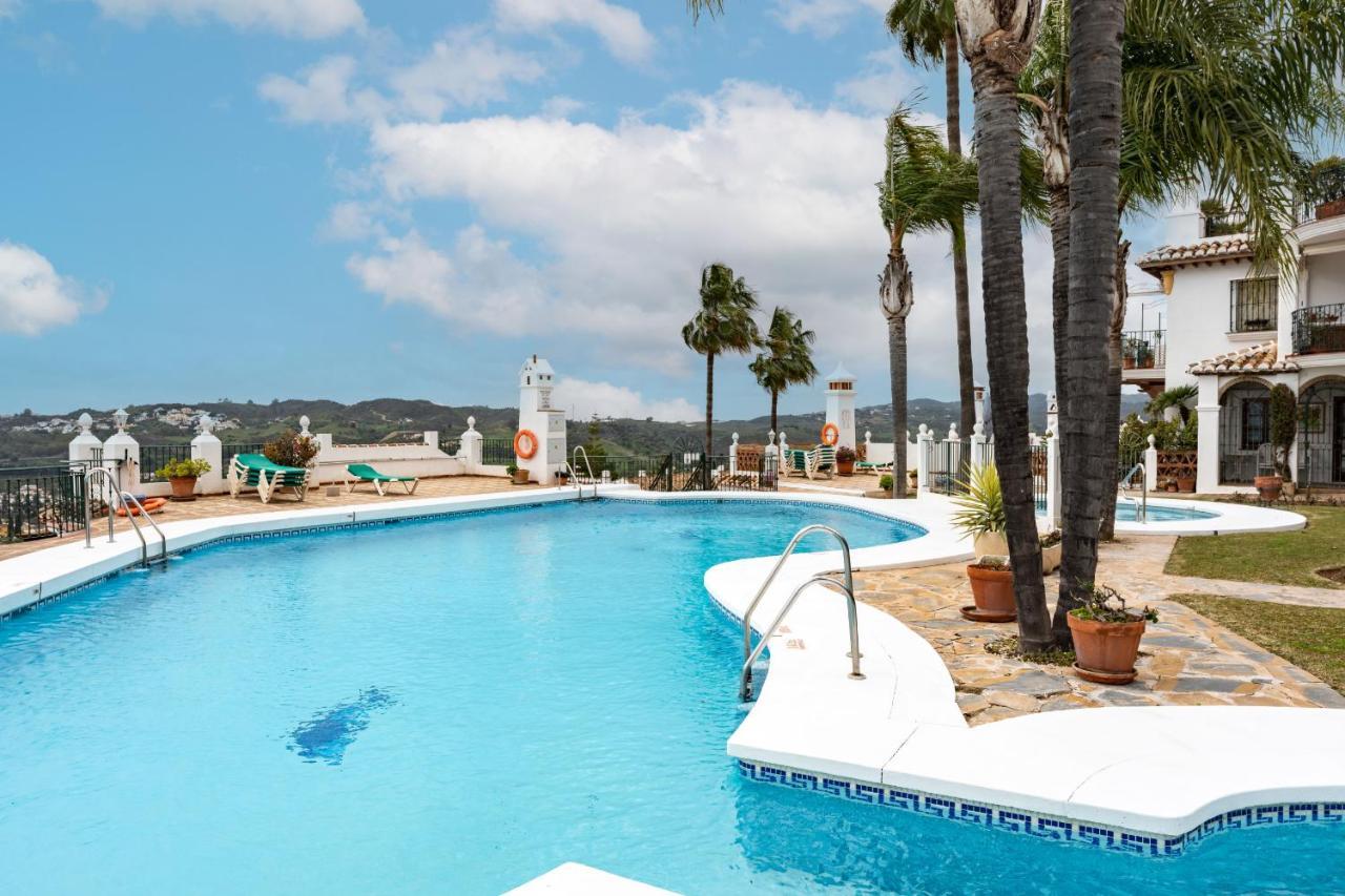 Malagasuite Mijas Golf Panoramic Views Fuengirola Eksteriør bilde